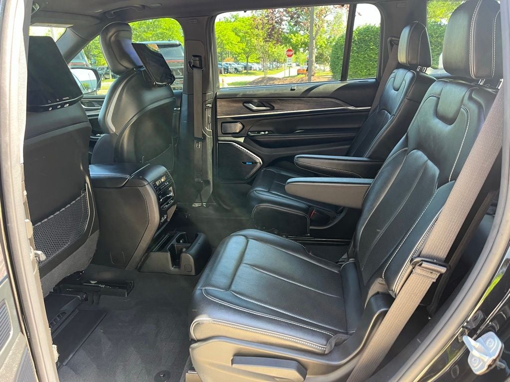 2023 Jeep Grand Cherokee L Overland
