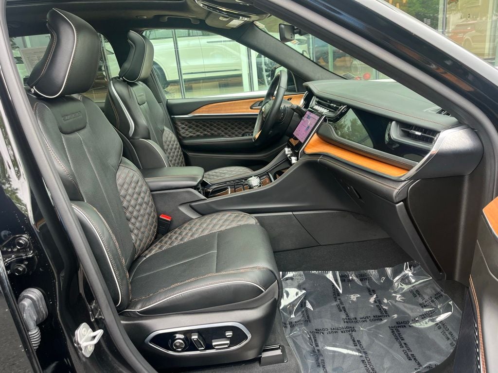 2025 Jeep Grand Cherokee L Summit 4WD | Pano Roof | 360 Cam | 23U Pkg