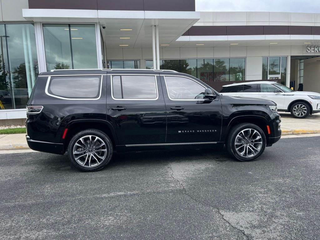 2022 Jeep Grand Wagoneer Series III 4WD | Pano Moonroof | HUD | 360 Cam | BLIS