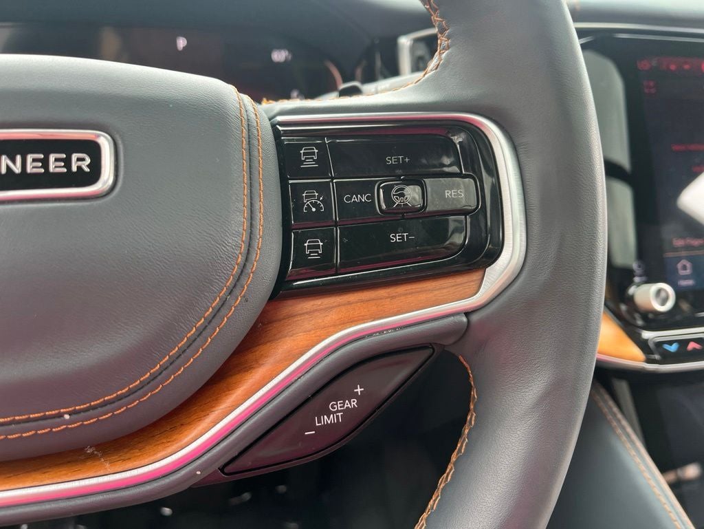 2022 Jeep Grand Wagoneer Series III 4WD | Pano Moonroof | HUD | 360 Cam | BLIS