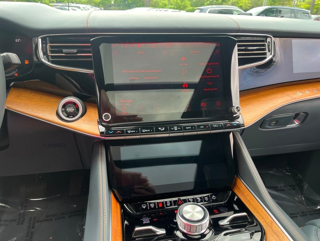 2022 Jeep Grand Wagoneer Series III 4WD | Pano Moonroof | HUD | 360 Cam | BLIS