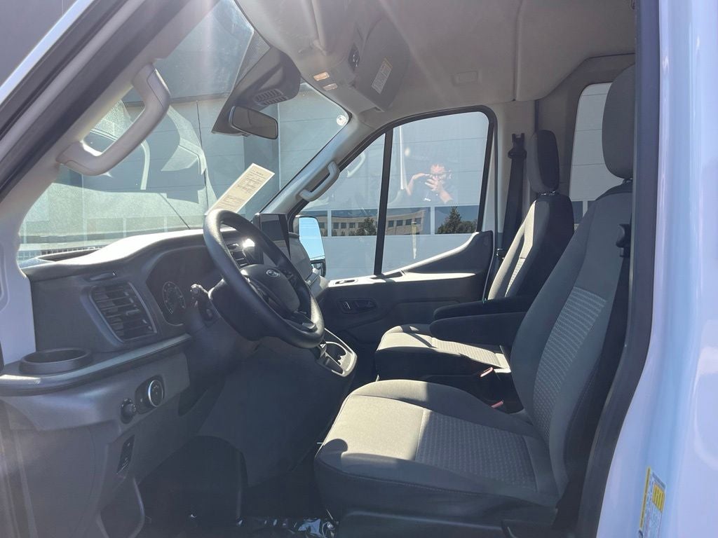 2025 Ford Transit-350 XLT Medium Roof | 15-Passenger | BLIS | Sync 4