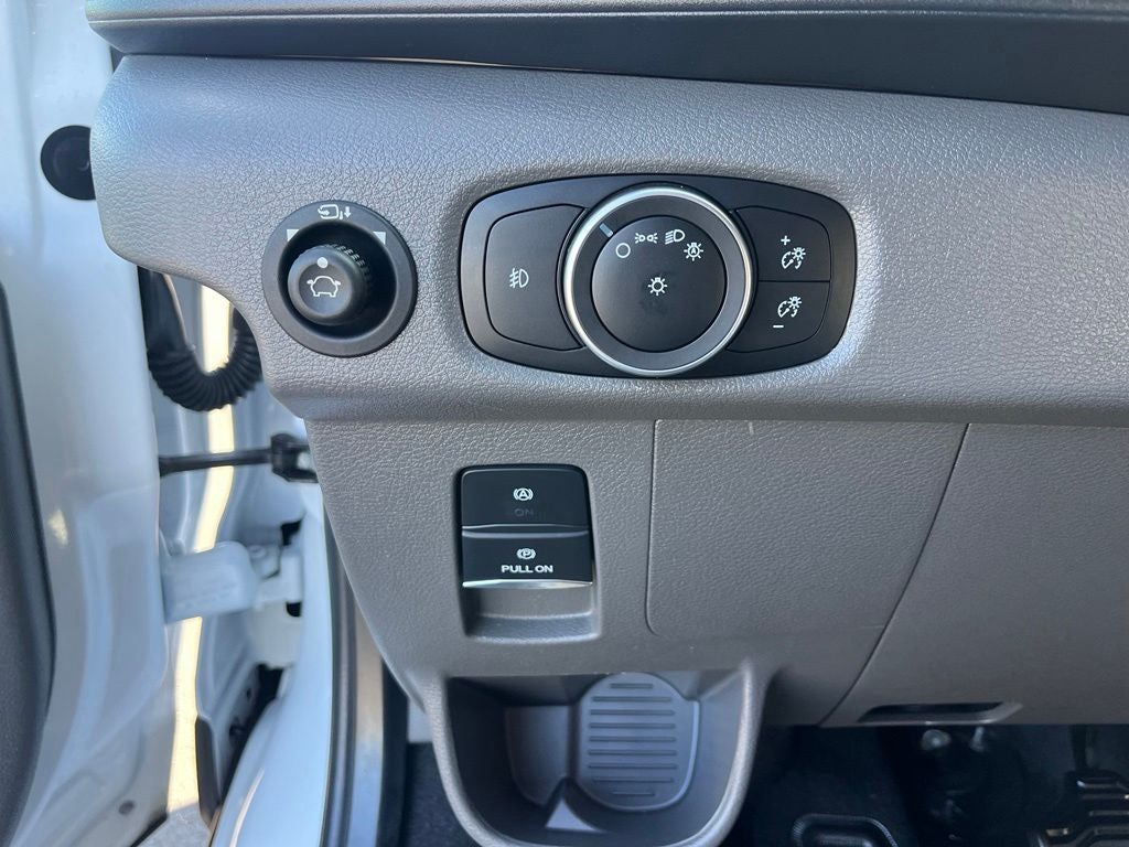 2025 Ford Transit-350 XLT Medium Roof | 15-Passenger | BLIS | Sync 4