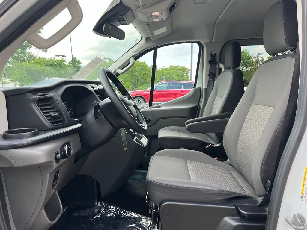 2024 Ford Transit-350 XLT | 15-Passenger Seats