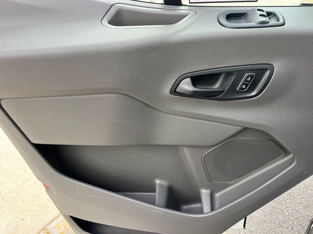 2024 Ford Transit-350 XLT | 15-Passenger Seats