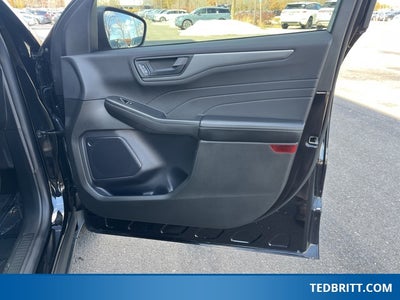 2024 Ford Escape Active | BLIS | CarPlay & Android Auto