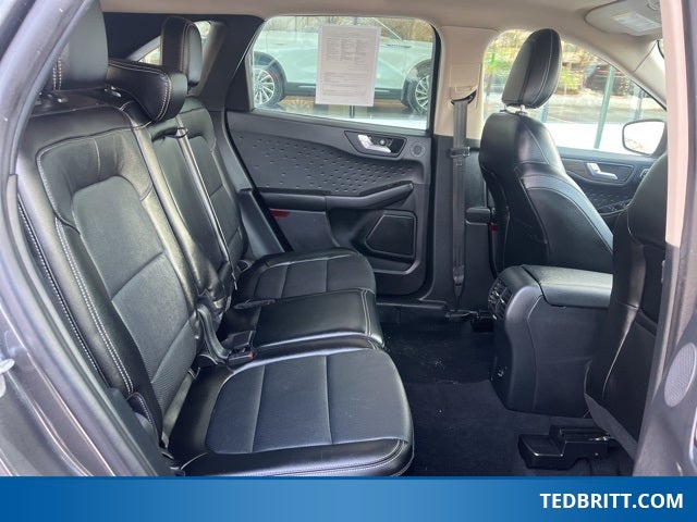 2020 Ford Escape Titanium | Remote Start | Adaptive Cruise | Trailer Tow Pac