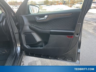 2020 Ford Escape Titanium | Remote Start | Adaptive Cruise | Trailer Tow Pac