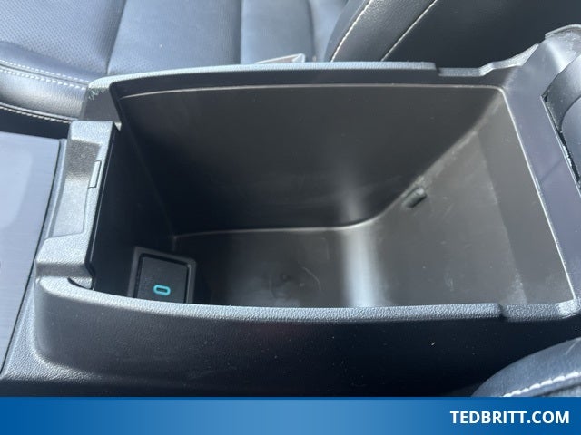 2020 Ford Escape Titanium | Remote Start | Adaptive Cruise | Trailer Tow Pac