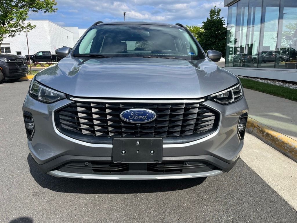 2023 Ford Escape Platinum | Pano Moonroof | Premium Tech Pack | 360 Cam | BL