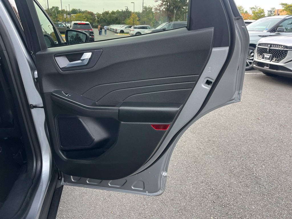 2024 Ford Escape ST-Line AWD | Tech Pkg | LKAS | BLIS | SYNC 4