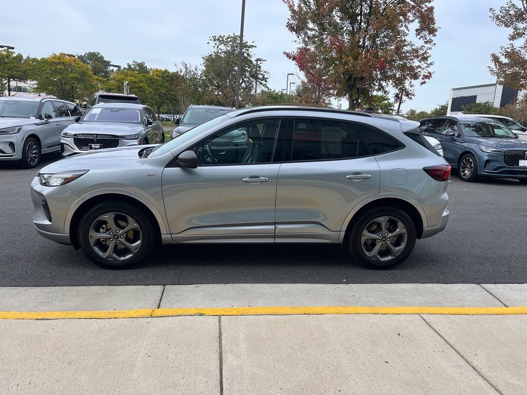 2024 Ford Escape ST-Line AWD | Tech Pkg | LKAS | BLIS | SYNC 4