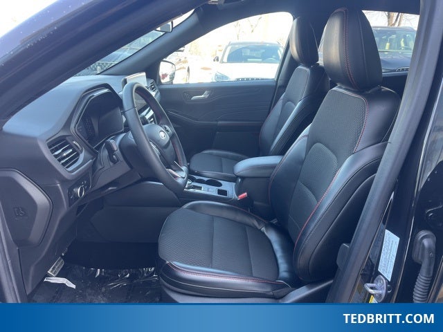 2024 Ford Escape ST-Line AWD | Cold Weather Pkg | BLIS | Tech Pkg