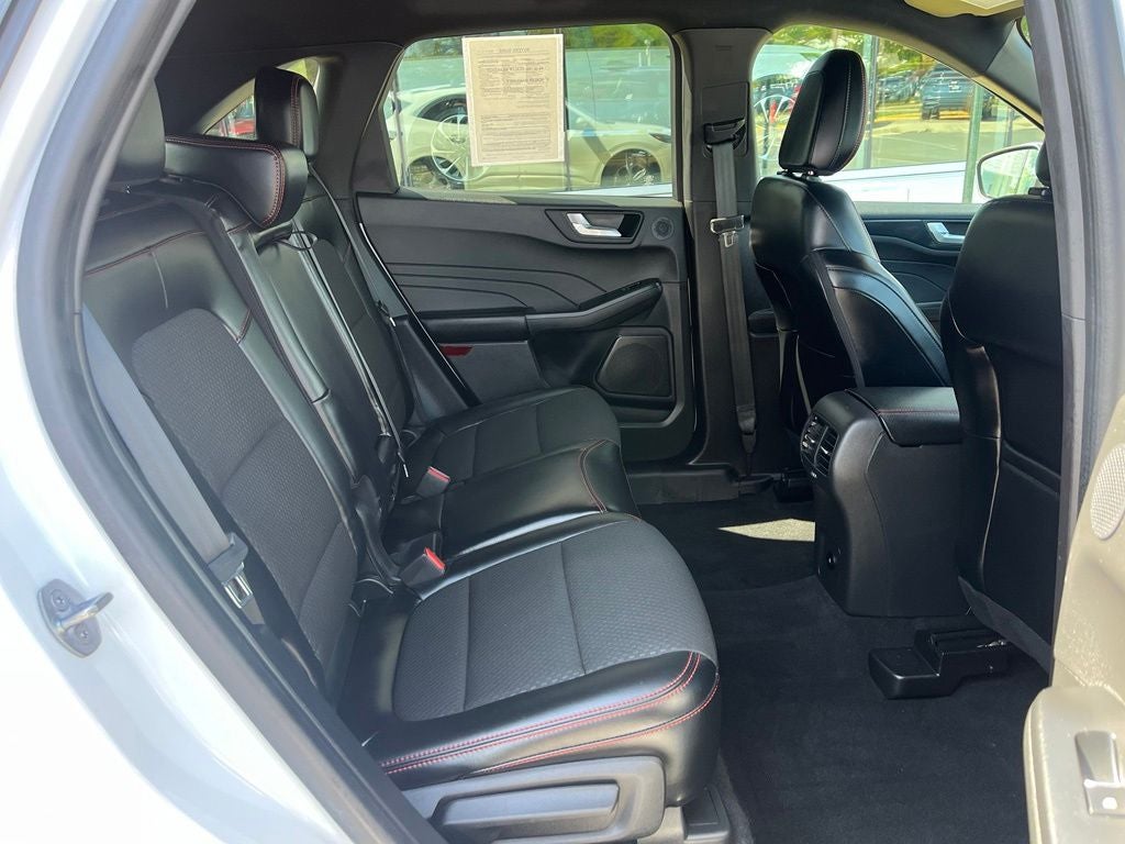 2023 Ford Escape Hybrid ST-Line Select