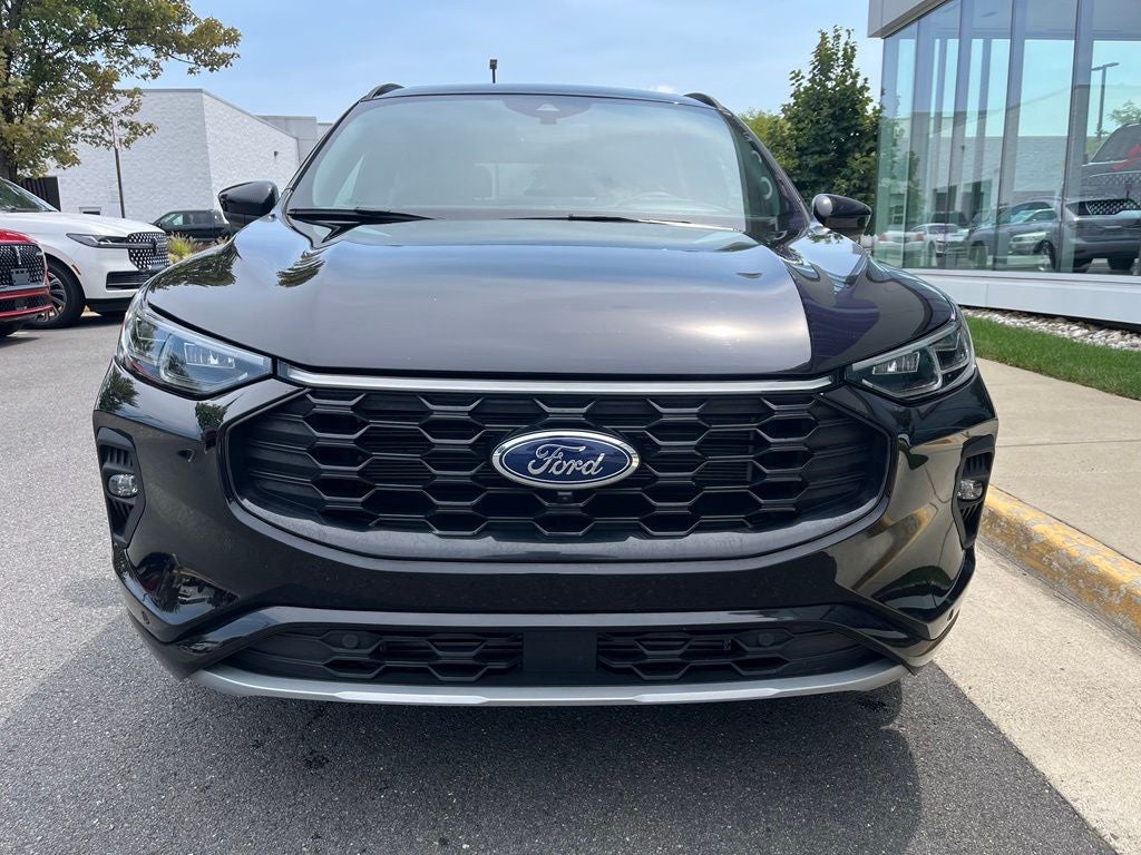 2024 Ford Escape ST-Line Elite