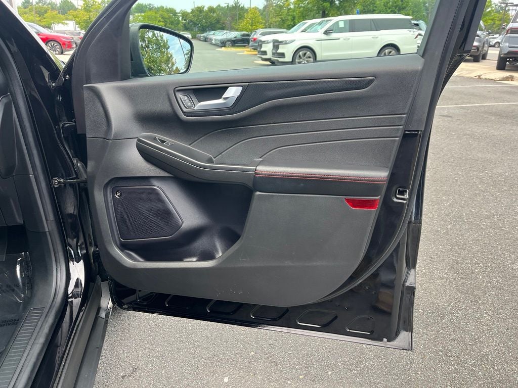2024 Ford Escape ST-Line Elite