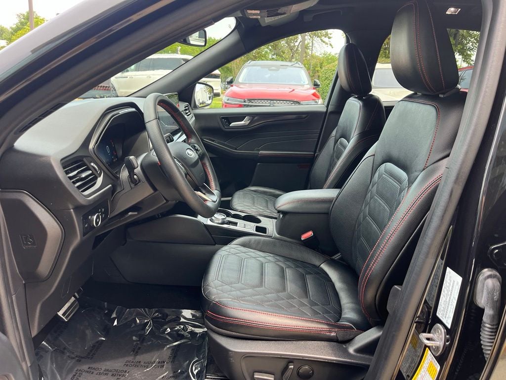 2024 Ford Escape ST-Line Elite