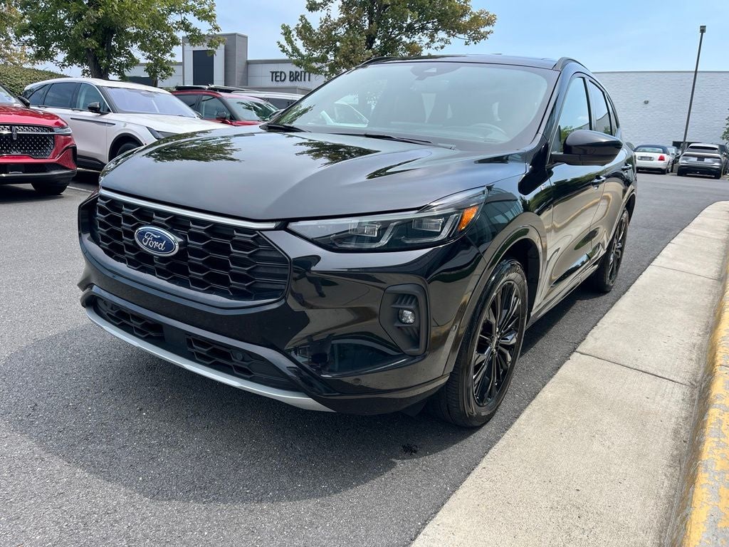 2024 Ford Escape ST-Line Elite