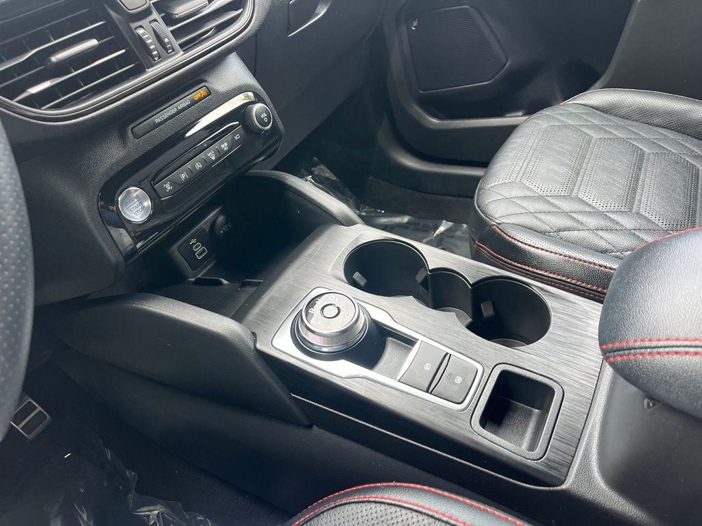2024 Ford Escape ST-Line Elite