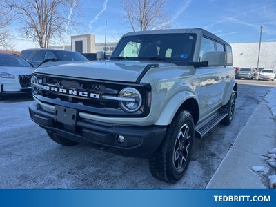 2025 Ford Bronco Outer Banks 4WD | BLIS | Co-Polit360 | Heated Seats |Hard Top