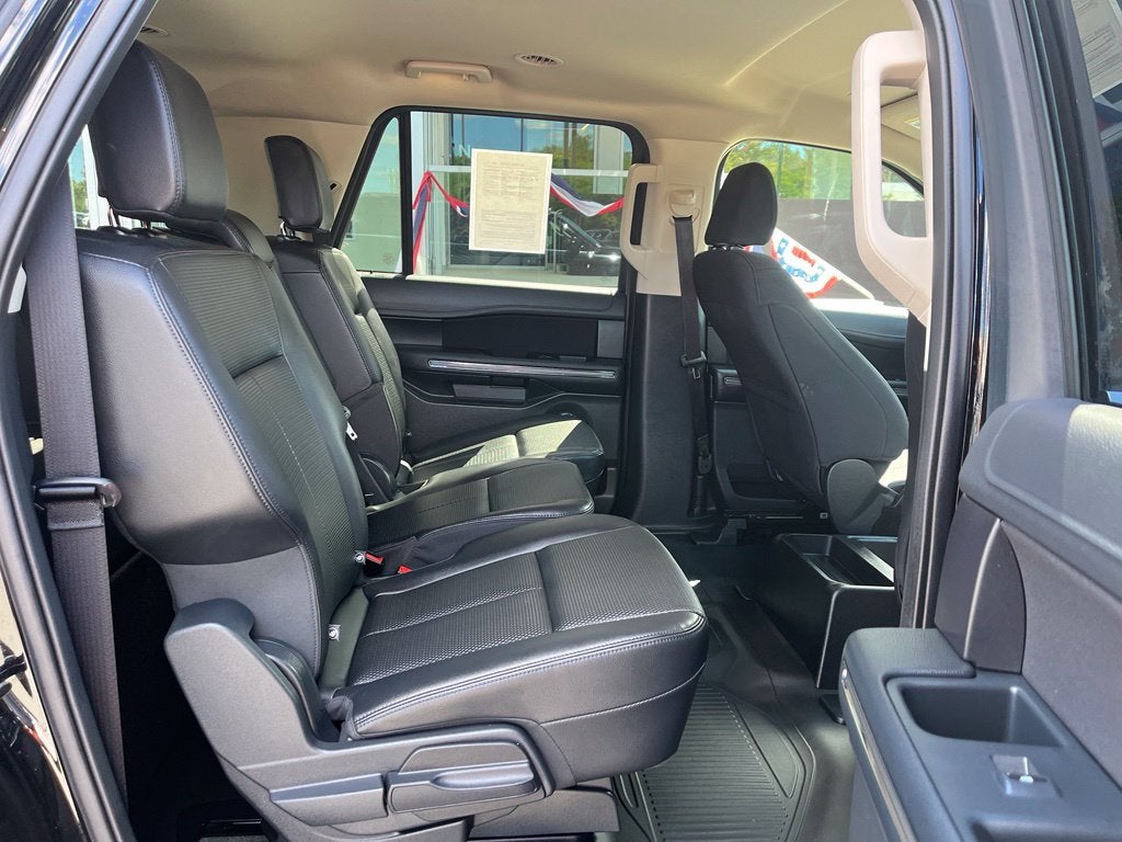 2023 Ford Expedition Max XL 4WD | 5-Passenger | BLIS | Class IV Trailer Tow