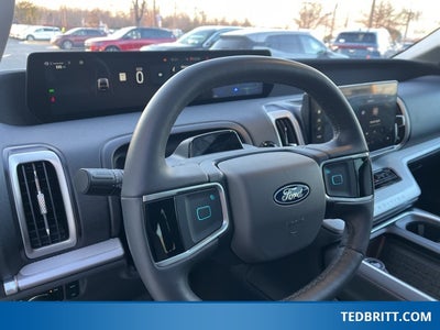 2025 Ford Expedition Max Active 4WD | Pano Roof | 360 Camera | HD Towing