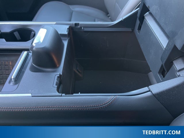 2025 Ford Expedition Max Active 4WD | Pano Roof | 360 Camera | HD Towing