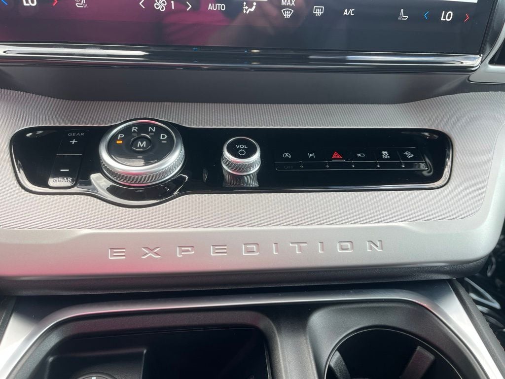 2025 Ford Expedition Max Active | Bluecruise | Pano Moonroof | Heavu Duty Trailer