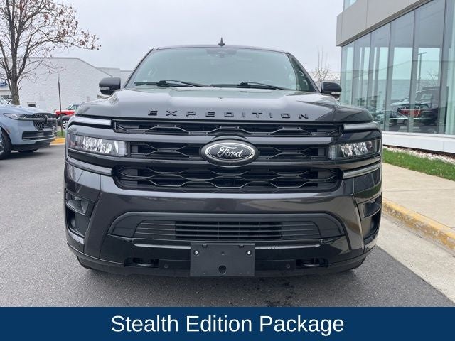 2022 Ford Expedition Max Limited 4WD Stealth Edition | 360 Cam | 15.5" Touchscreen
