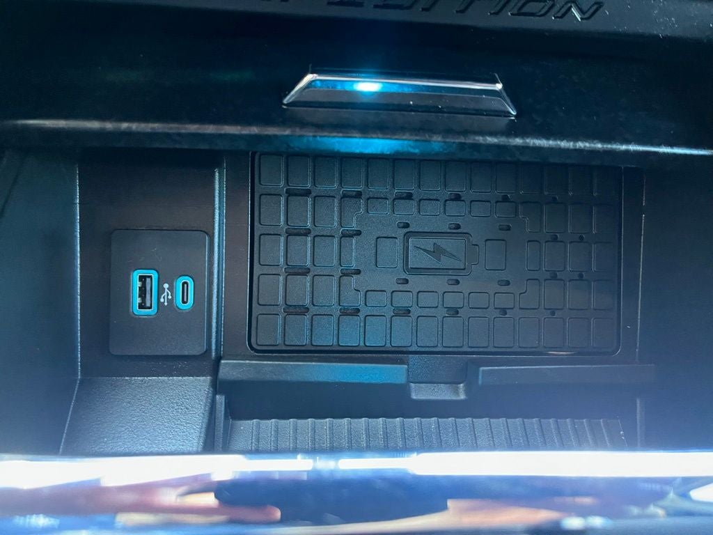 2023 Ford Expedition Limited Stealth 4WD | Pano Roof | 360 Cam | BLIS | HD Tow