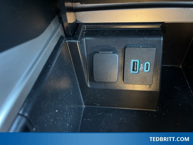 2023 Ford Explorer XLT 4WD | NAV | Pano Roof | BLIS | Remote Start