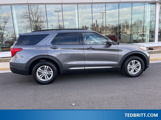 2023 Ford Explorer XLT 4WD | Pano Roof | Heated Seats | Tow Pkg