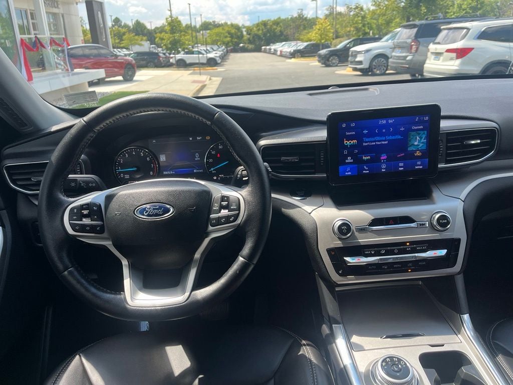 2023 Ford Explorer XLT 4WD | Pano Roof | BLIS | CoPilot360 Assist+