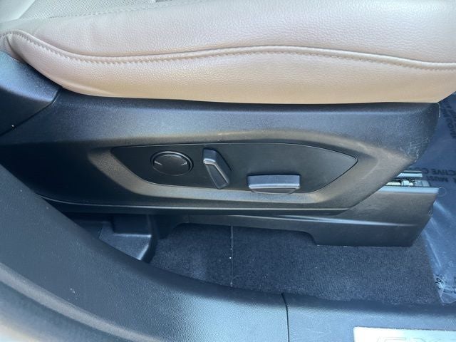 2023 Ford Explorer Limited 4WD | Pano Roof | 360 Camera | Tech Pkg