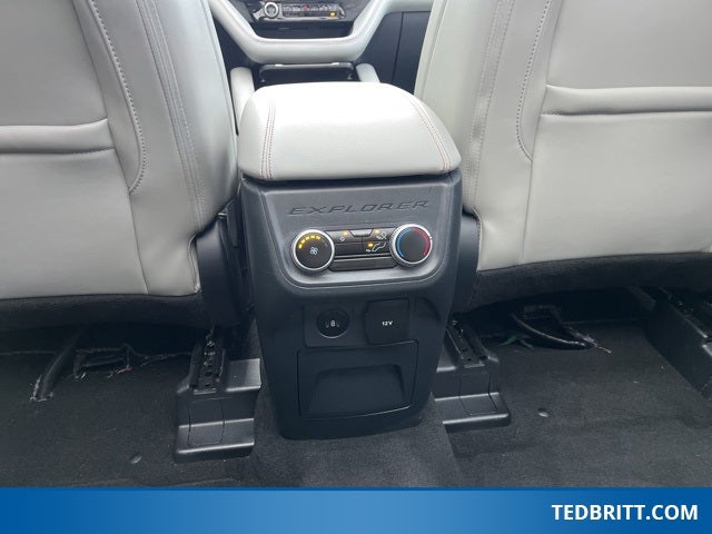 2025 Ford Explorer Active 4WD | Pano Roof | BLIS | Active Comfort Pkg