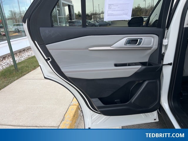 2025 Ford Explorer Active 4WD | Pano Roof | BLIS | Active Comfort Pkg
