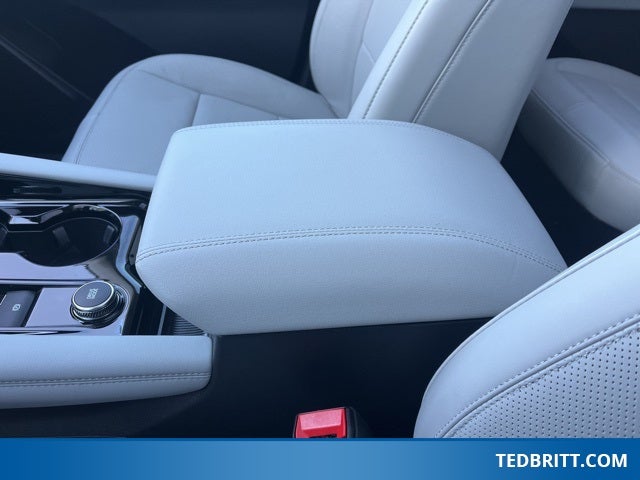 2025 Ford Explorer Platinum 3.0L EcoBoost V6 4WD | Pano Roof | 360 Camera