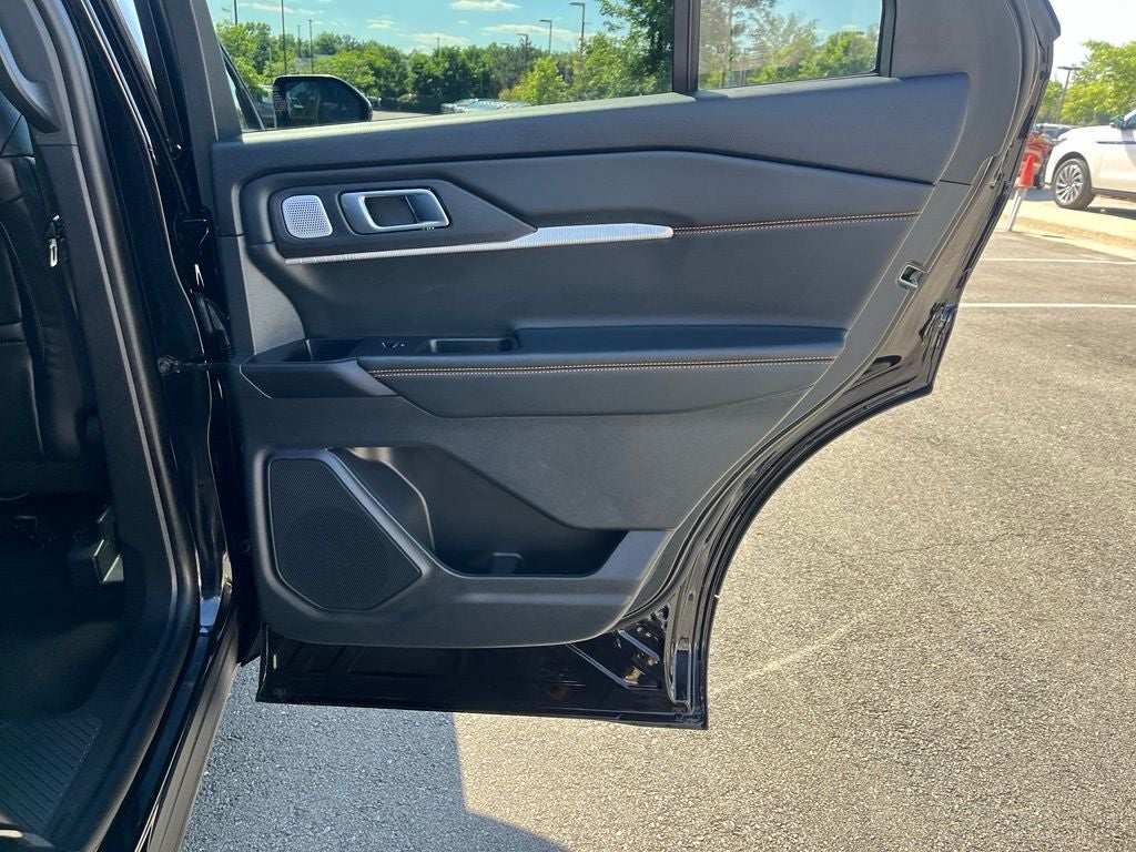 2026 Ford Explorer Tremor 4WD | Ultimate Pkg | Pano Roof | 360 Camera
