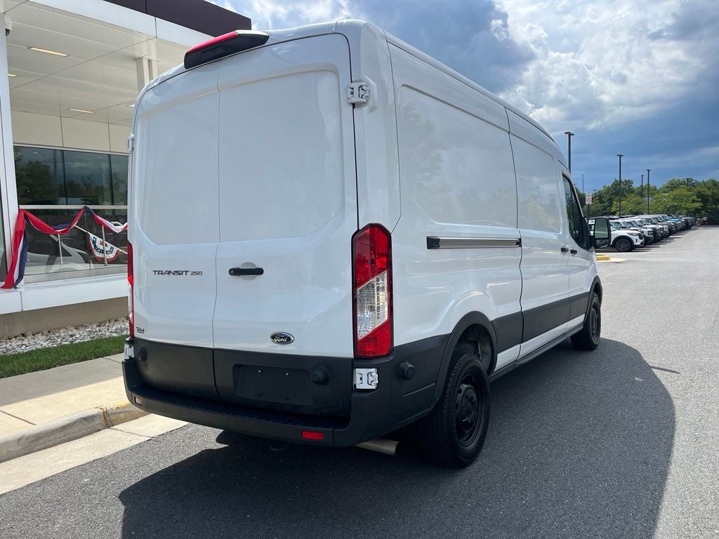 2024 Ford Transit-250 Base Medium Roof Cargo Van
