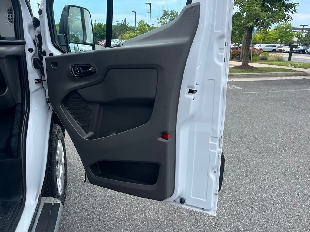 2025 Ford Transit-250 Base