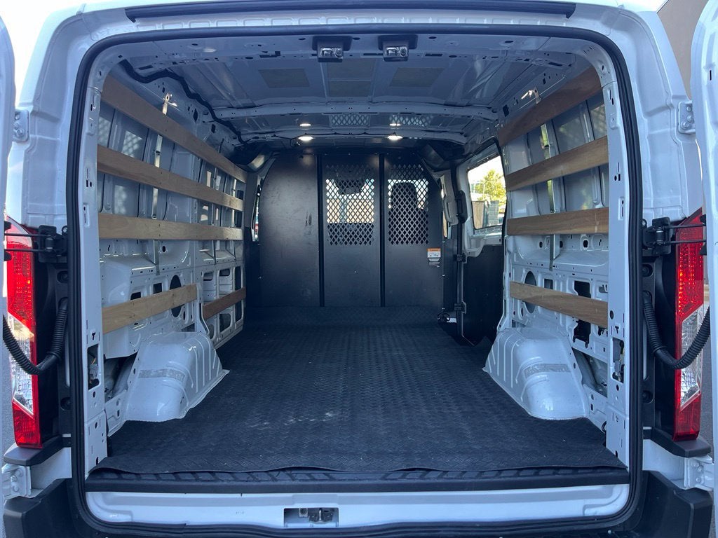 2025 Ford Transit-250 Base | Low Miles | LKAS | CarPlay/Android | Remote Star
