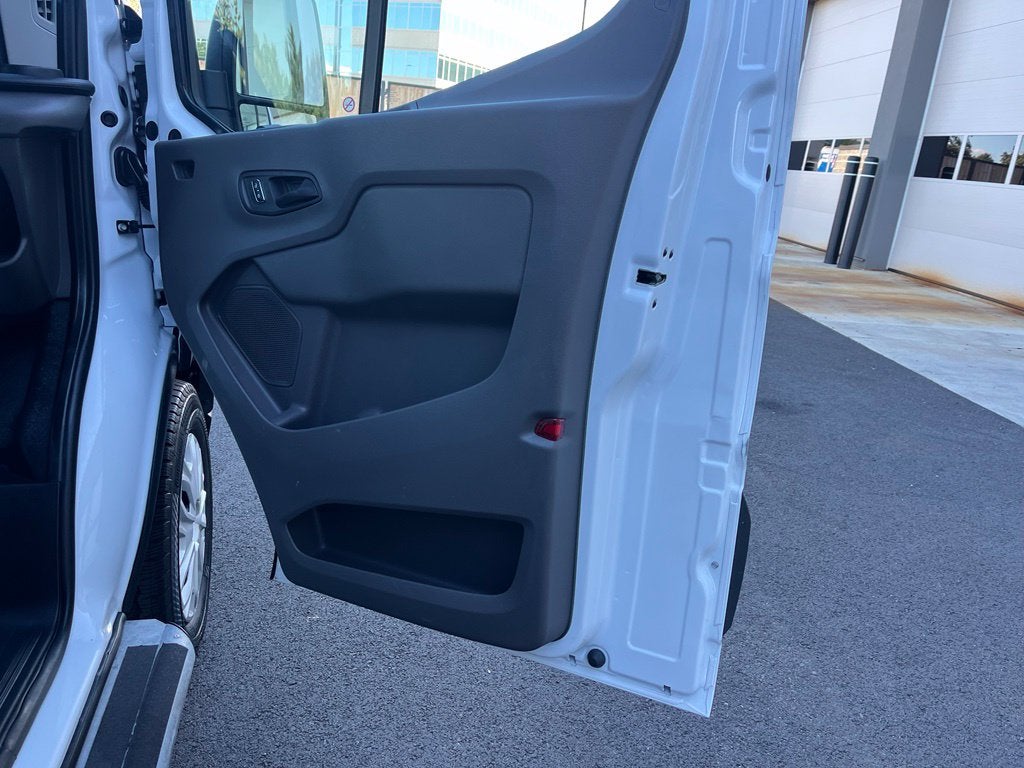 2025 Ford Transit-250 Base | Low Miles | LKAS | CarPlay/Android | Remote Star