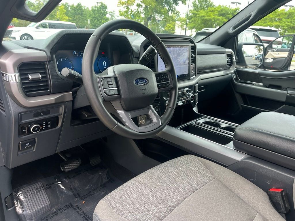 2025 Ford F-150 XLT 4WD | BLIS | Mobile Office | CarPlay/Android Auto
