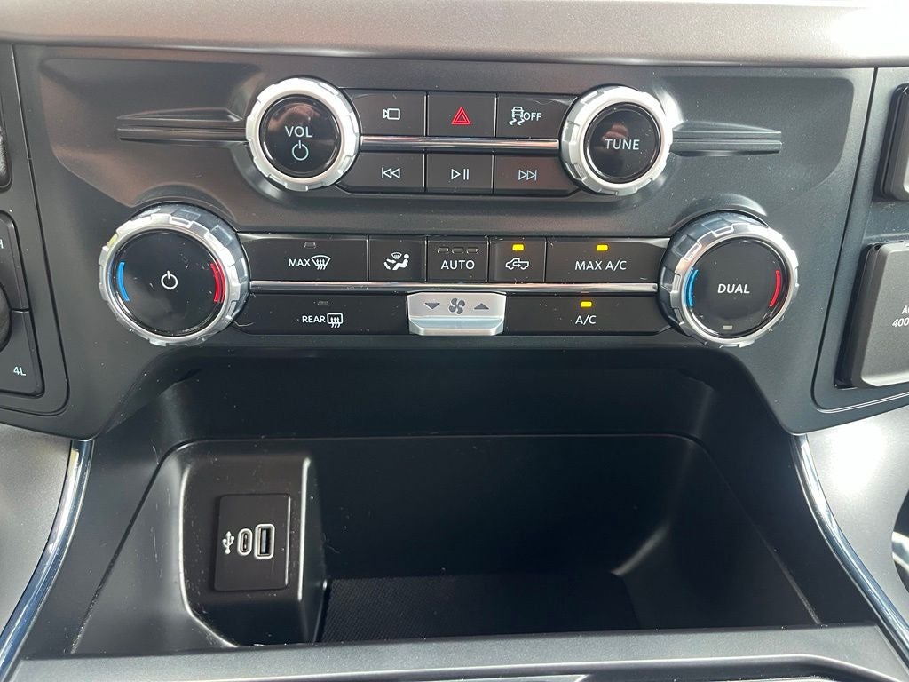 2025 Ford F-150 XLT 4WD | BLIS | Mobile Office | CarPlay/Android Auto