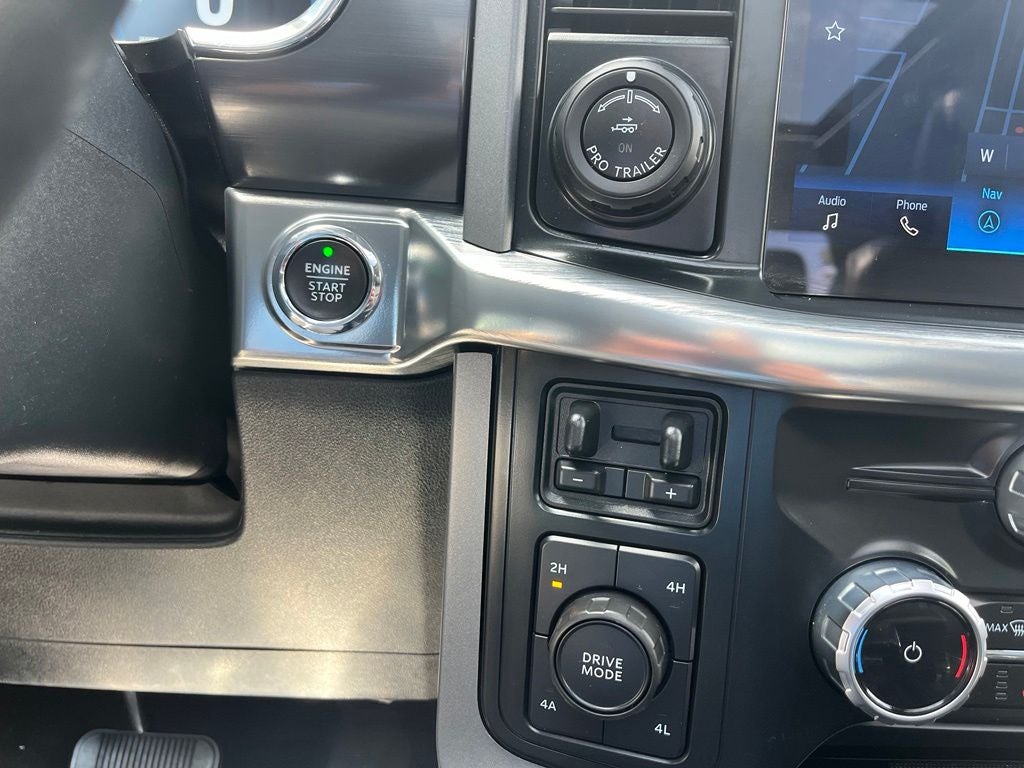 2023 Ford F-150 Lariat 4WD | Pano Roof |SYNC 4 | BLIS