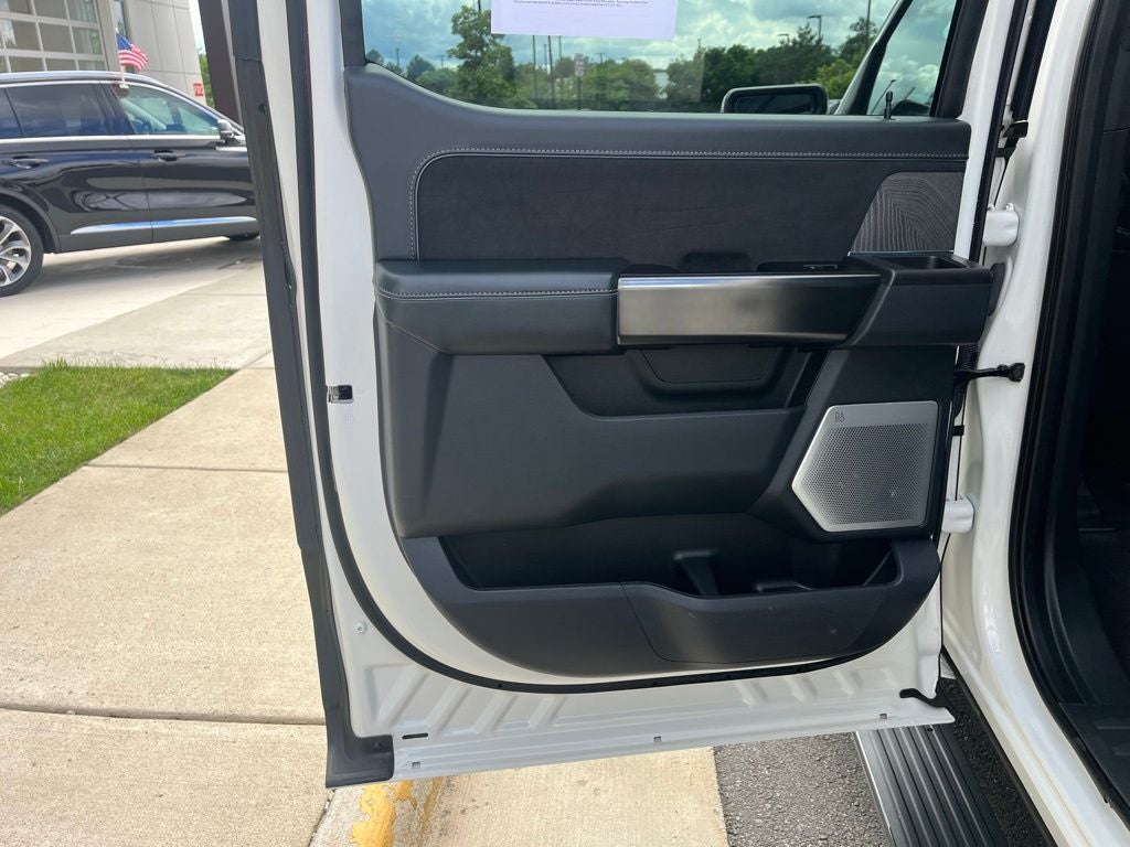 2023 Ford F-150 Platinum 4WD | Pano Roof | 360 Cam | Max Trailer Tow Pkg