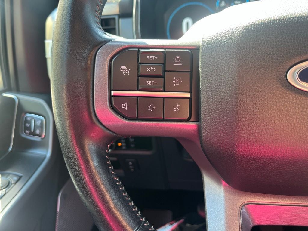 2023 Ford F-150 Lariat 4WD | Pano Roof | 360 Cam | 7.2kW | Max Tow