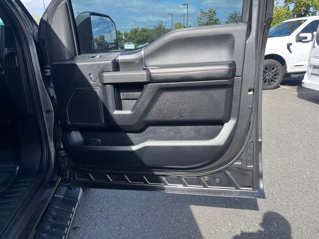 2017 Ford F-150 Lariat 4WD | Nav | BLIS | SYNC 3 | Carplay/Android Auto
