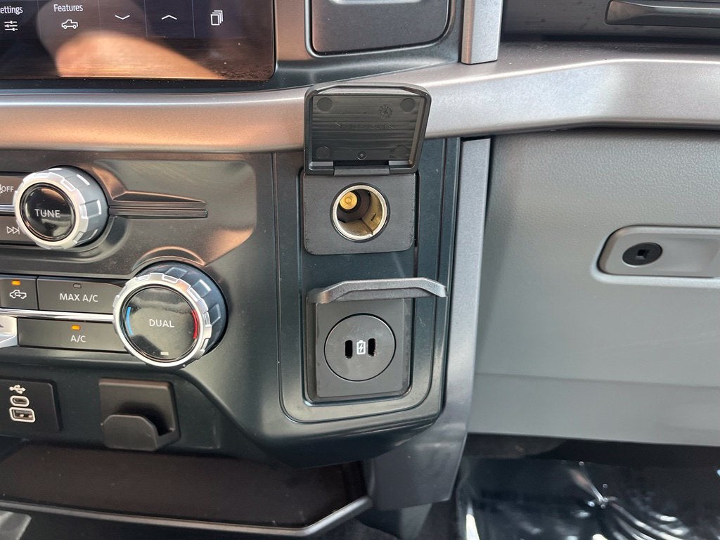 2025 Ford F-150 XLT 5.0L V8 4WD | BLIS | Remote Start | Class IV Tow