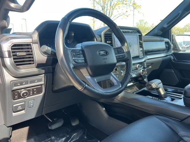 2024 Ford F-150 Lariat 4WD | Pano Roof | 360 Cam | Tow Pkg | Appear Pkg